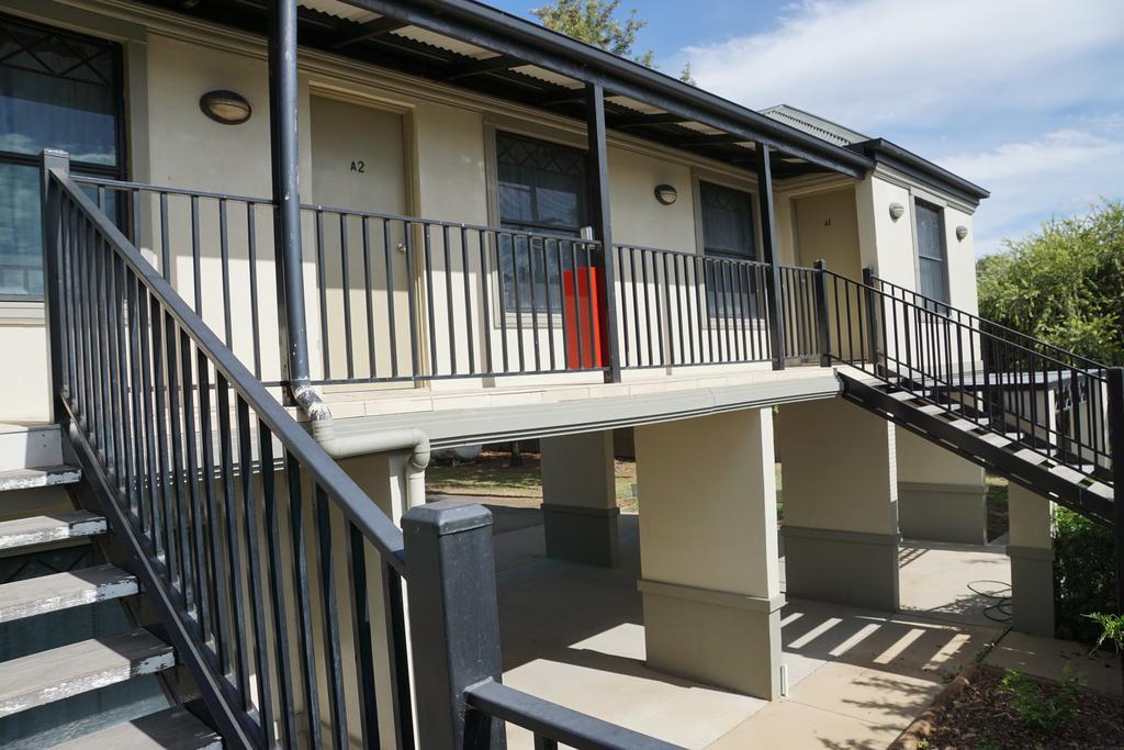Narrabri Motel And Caravan Park Luaran gambar