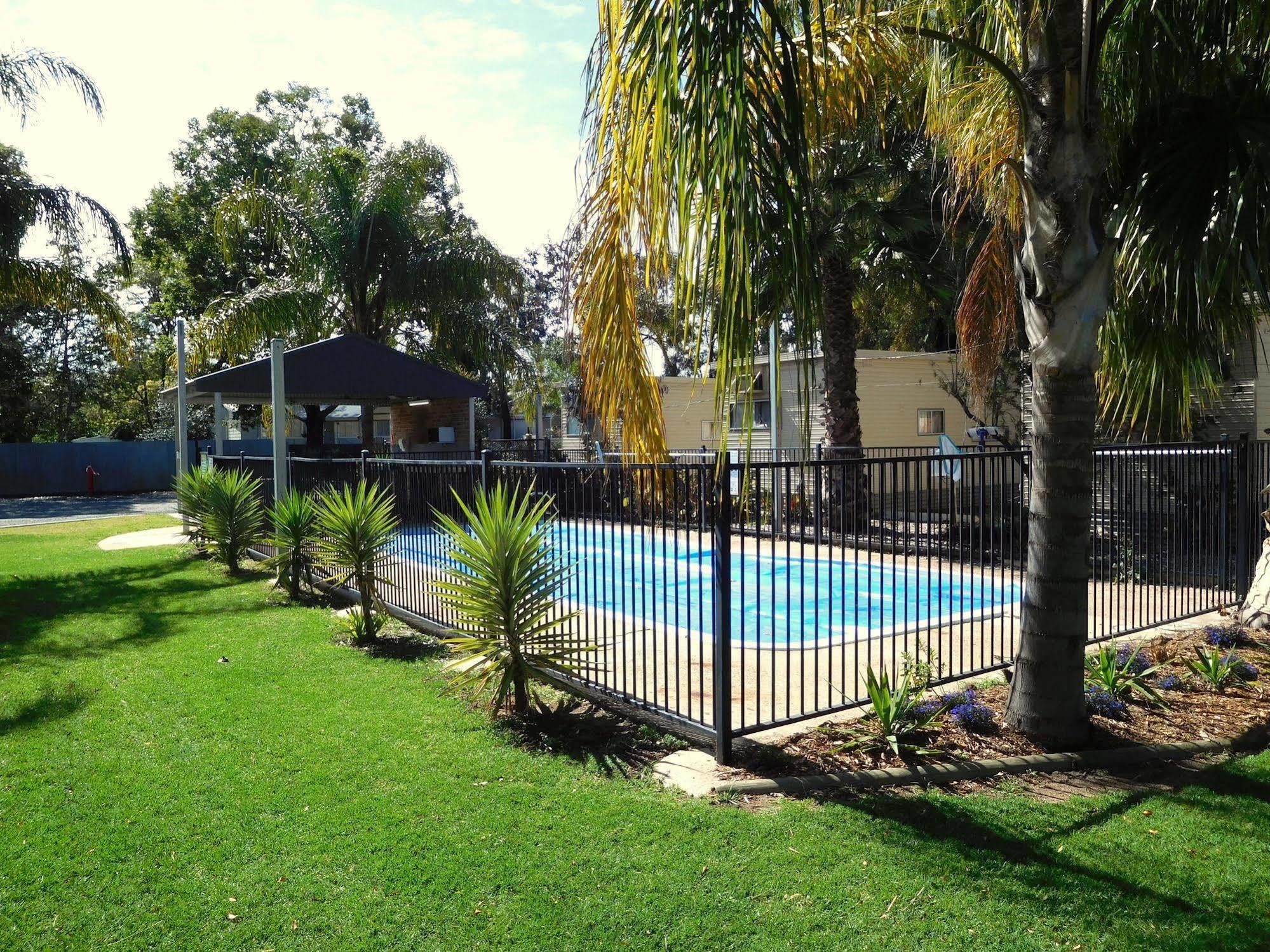 Narrabri Motel And Caravan Park Luaran gambar