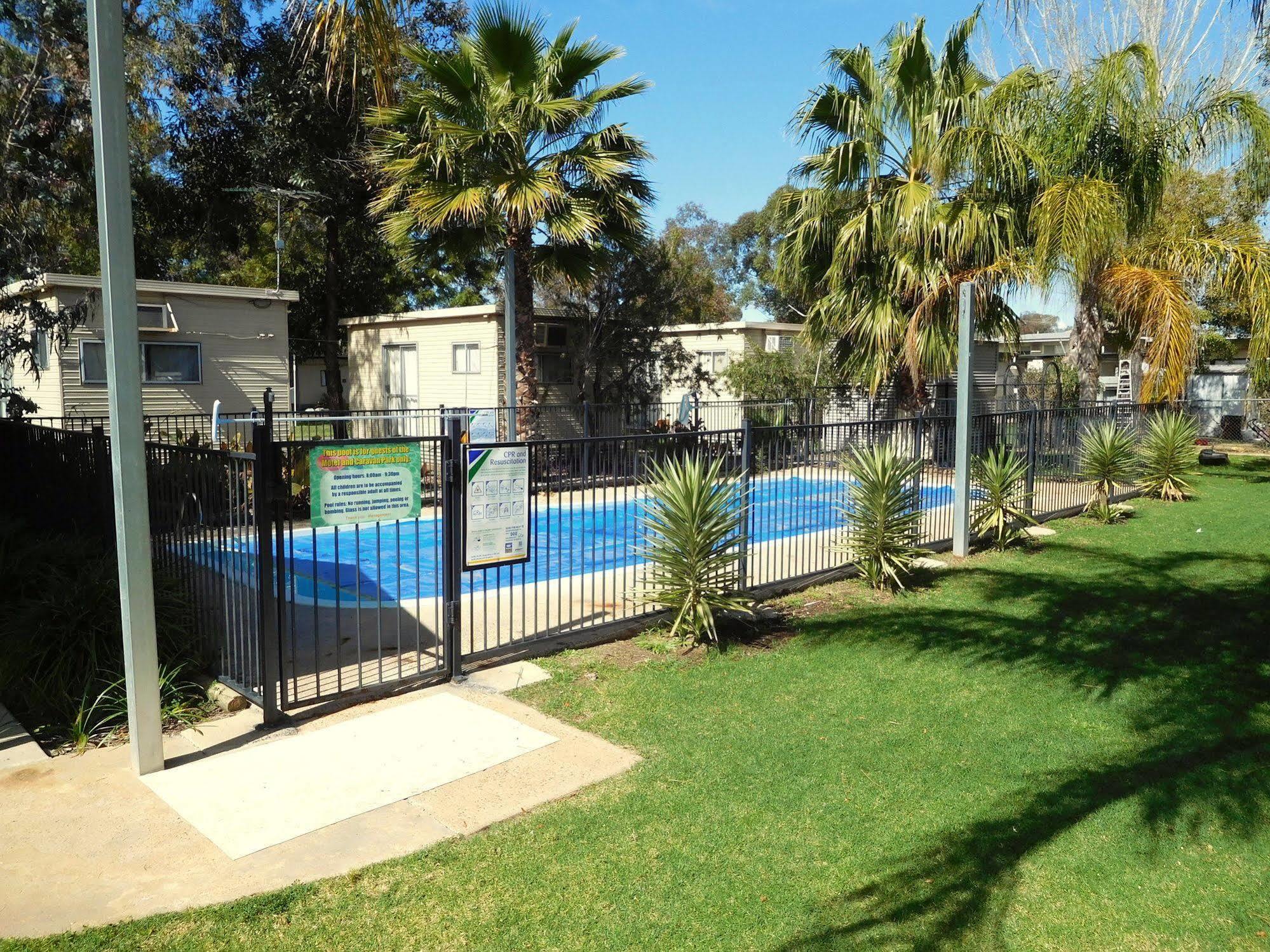 Narrabri Motel And Caravan Park Luaran gambar