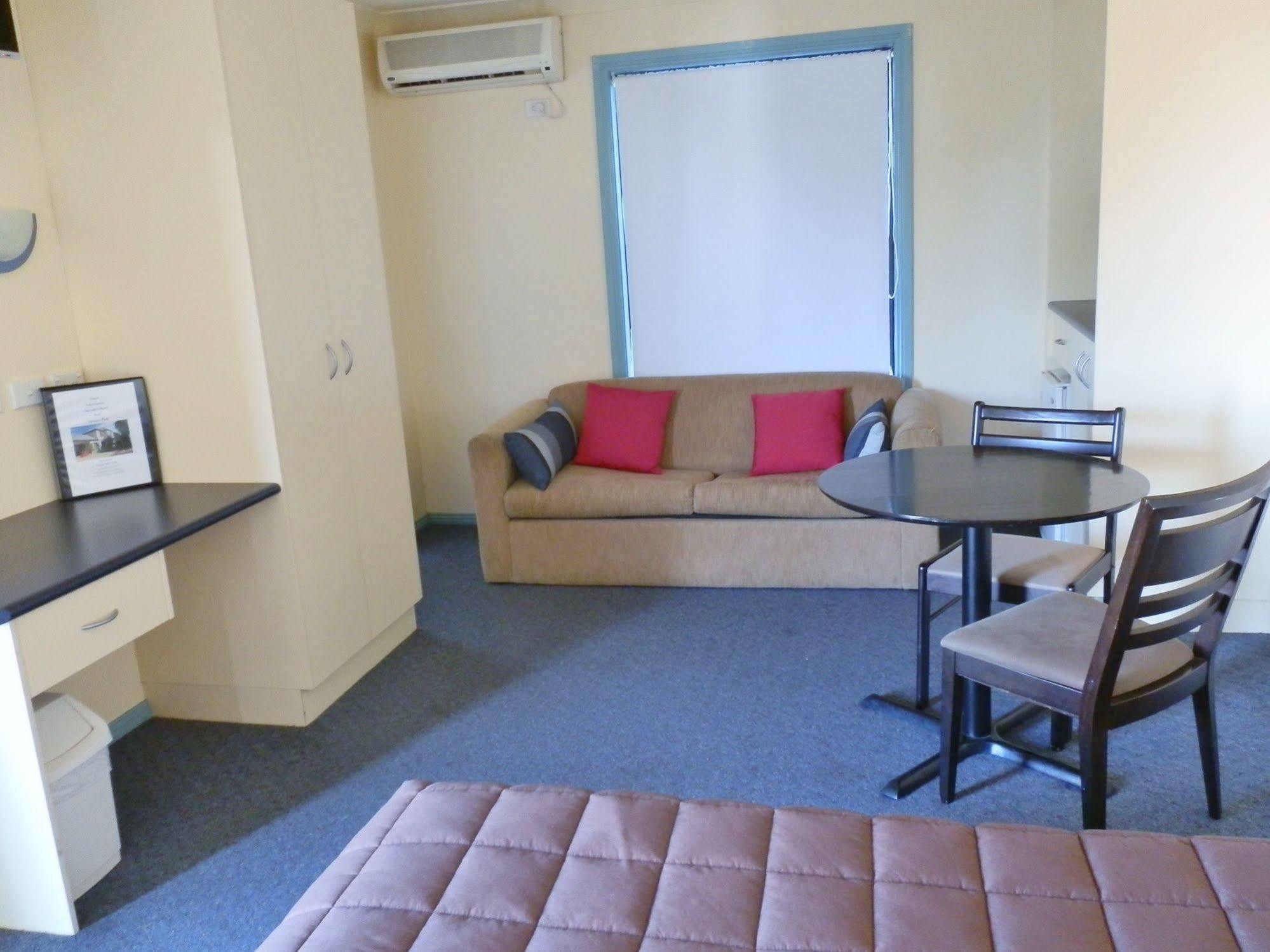 Narrabri Motel And Caravan Park Luaran gambar
